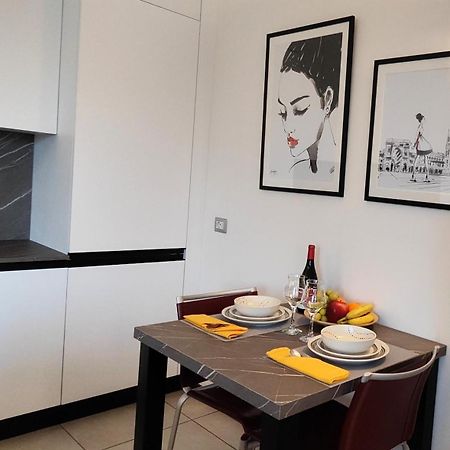 Jasmine Malpensa Express And Train To Milano Apartment Busto Arsizio Exterior photo